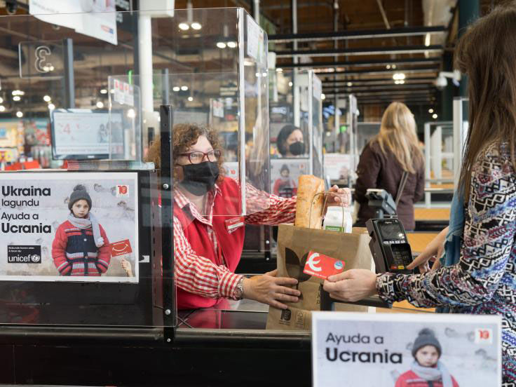 EROSKI activa una campaña de ayuda a la población afectada por la crisis de Ucrania